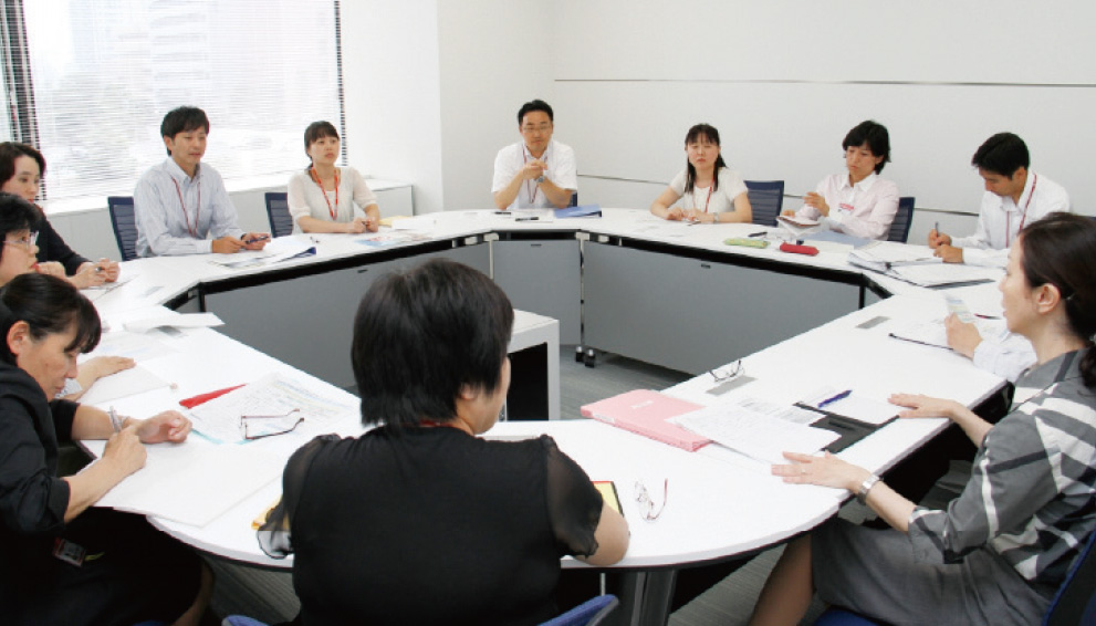 ダイバーシティ推進委員会